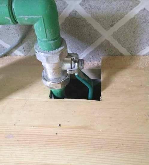 我送了条烟给老板为什么隔天就把我开了