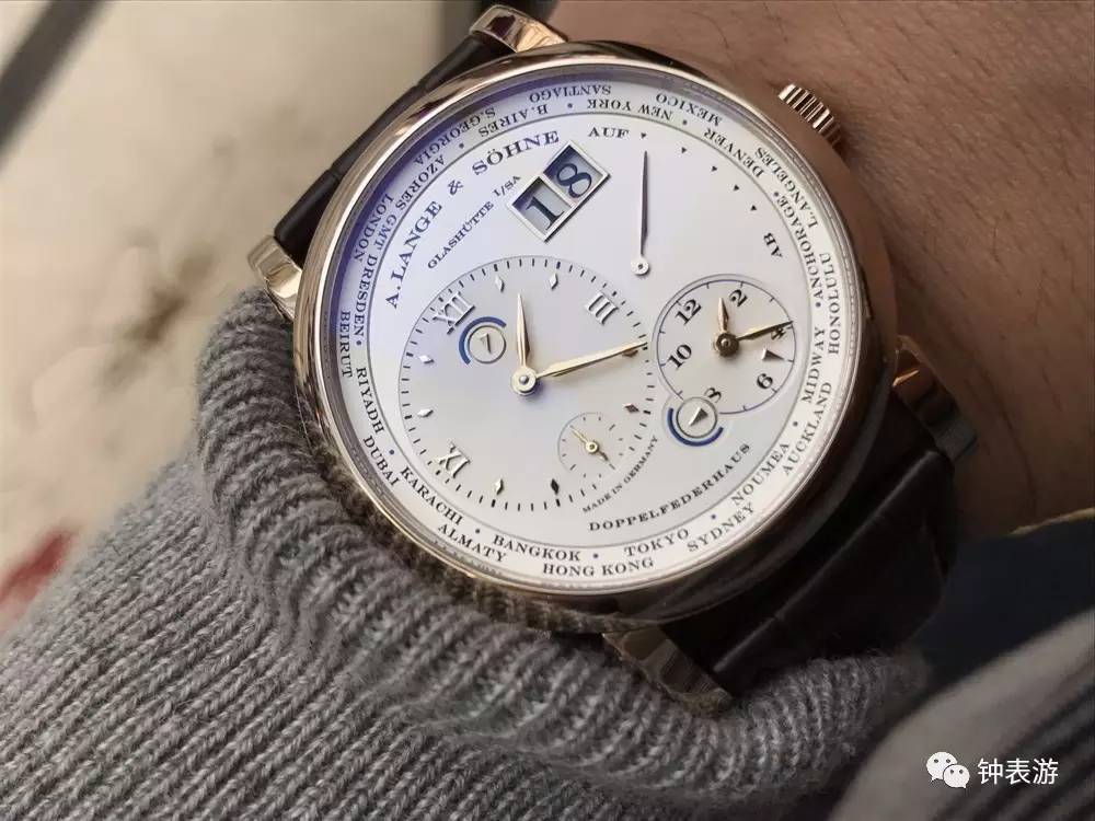 朗格走世界图片,朗格诵读