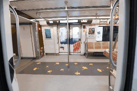 今日开通的地铁10号线，最新时刻表和公交换乘看这里！