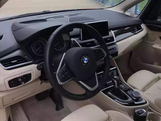 宝马220i旅行试驾,2019款宝马220i旅行版测评视频