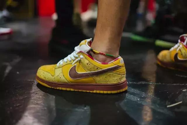 鞋带还可以这样系,今年最流行的系鞋带方法get到了吗