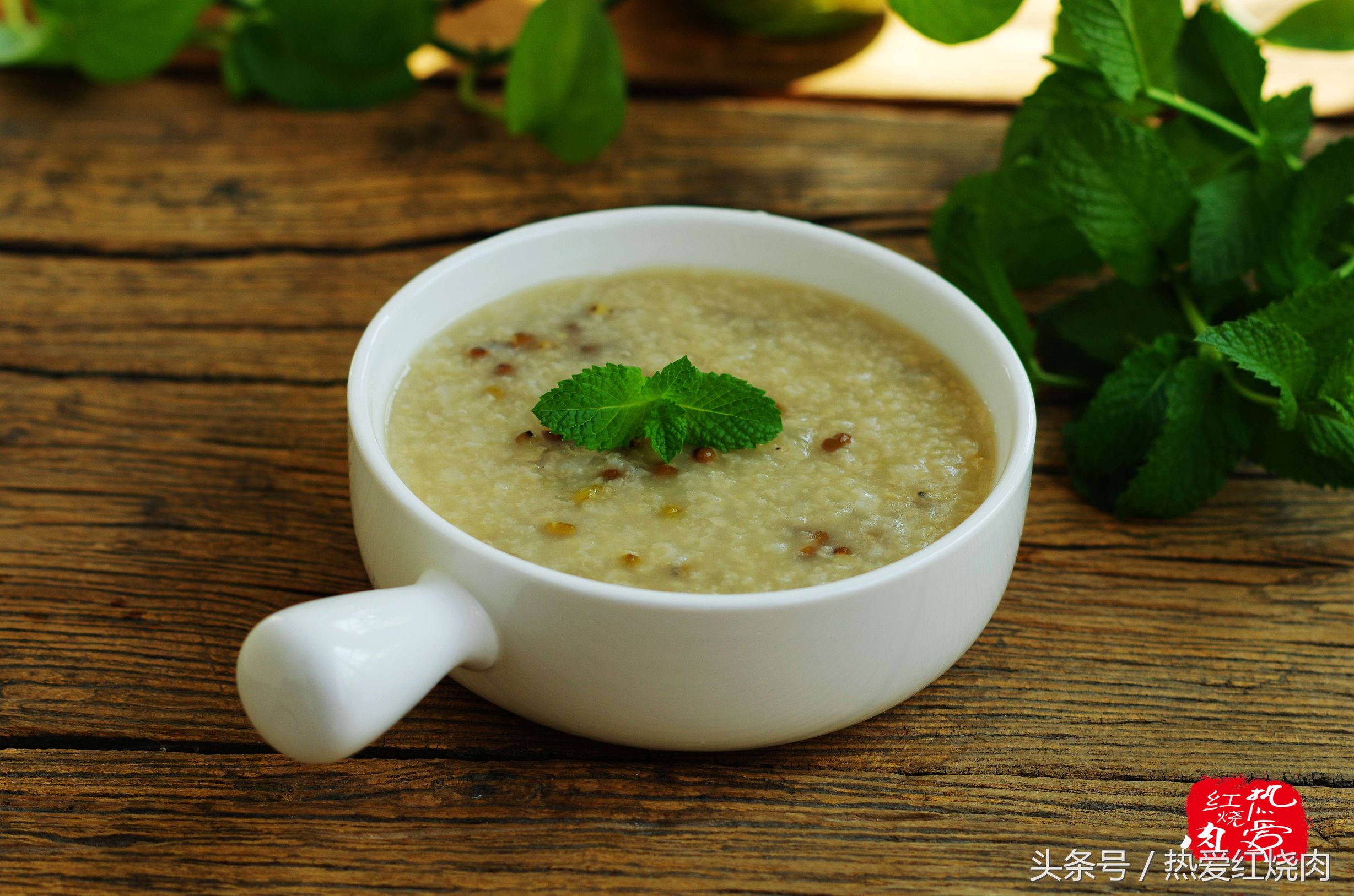 熬粥不稀不稠水比例,煮粥不是很熟吃了没事吧