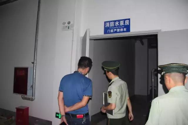 高层住宅小区消防安全隐患有哪些,小区常见的消防隐患有哪些