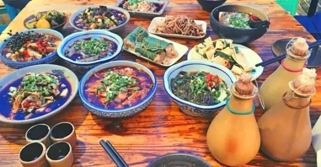 重庆渝中区十大必吃饭店,重庆不能错过的三家火锅店