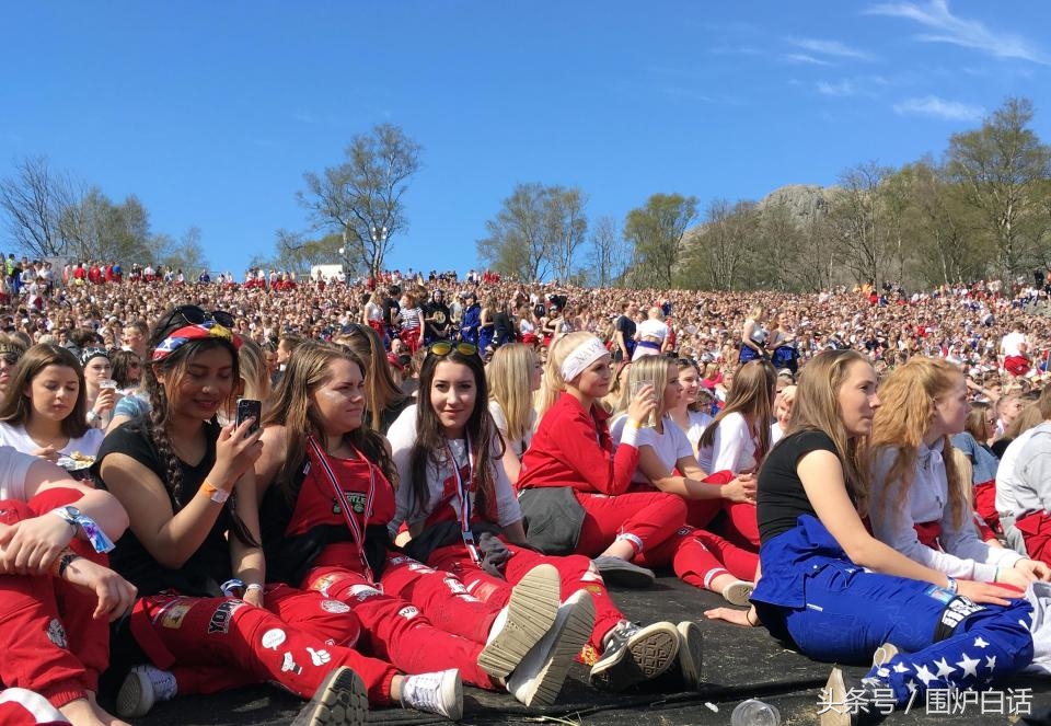 外国学生高考后的狂欢,美国高中生的狂欢