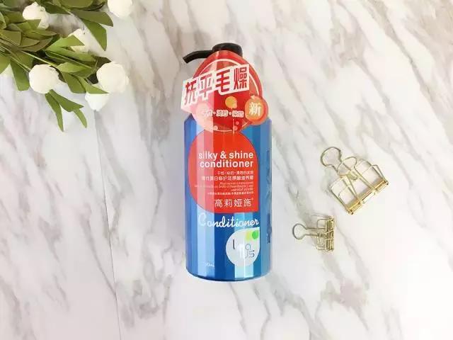 9.9化妆刷开箱,爱马仕的化妆刷好用吗