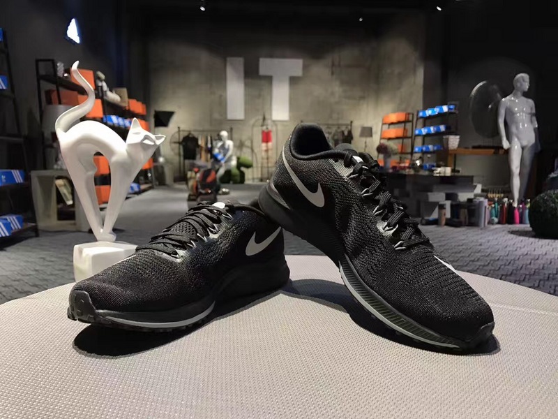 nike登月跑鞋穿搭,nikelegendreact3