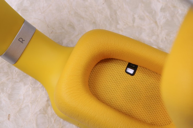 耳机带屏幕,耳机带液晶显示屏