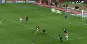 99.9%的人防不住的篮球过人,简单又实用的过人技巧足球