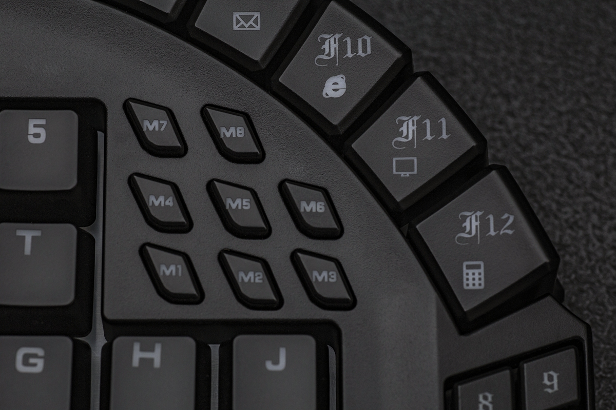 狼蛛掌控者单手键盘,狼蛛单手键盘