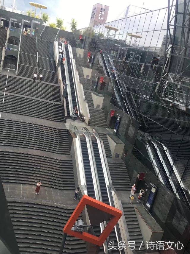 暑假带娃去部队看亲人,带娃去拉练