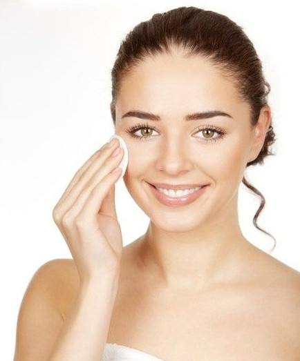 毛孔粗大黑头快速改善的方法,鼻子毛孔有黑头毛孔粗大怎么办