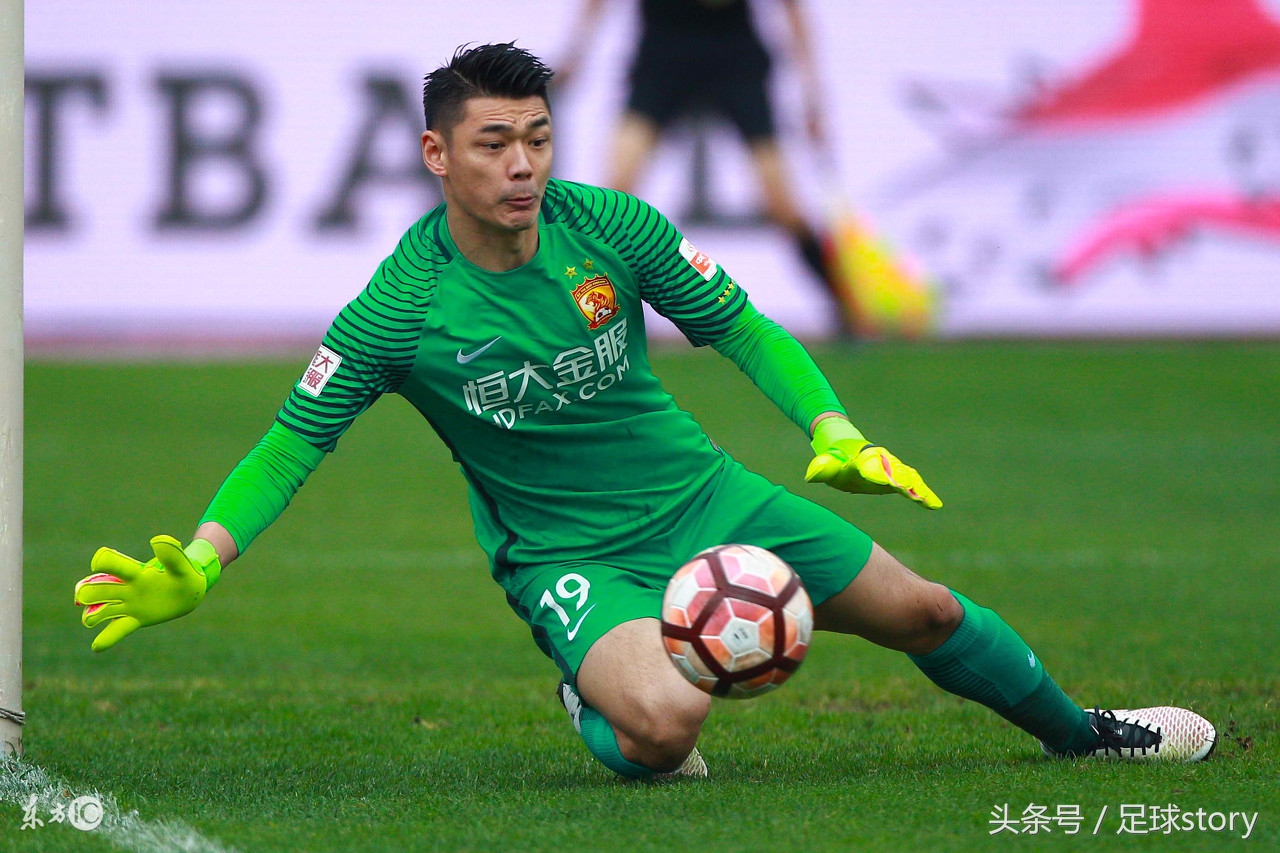 中国足球十大名将排名,中国足球球星第一名是谁