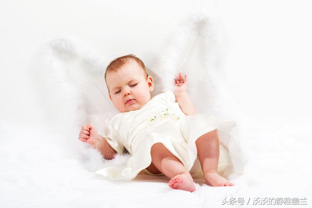 新生婴儿黄疸需要停母乳吗,婴儿母乳黄疸消退只用四招