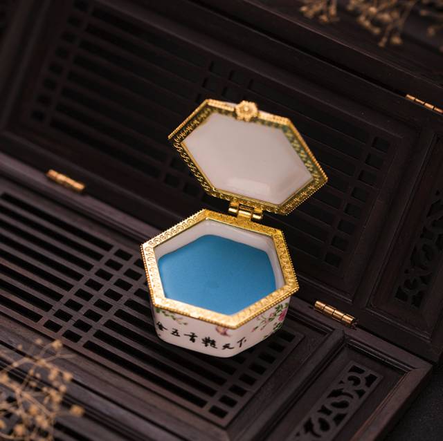 韩国美妆博主pony推荐美容仪,韩国美妆达人pony近期美照合集