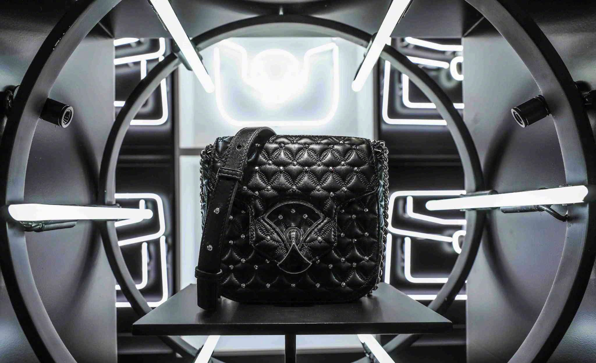 BVLGARI宝格丽派对,黑与白的梦幻之旅