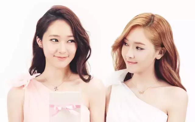 闺蜜新发型减龄又好看,闺蜜同款发型简单又好看