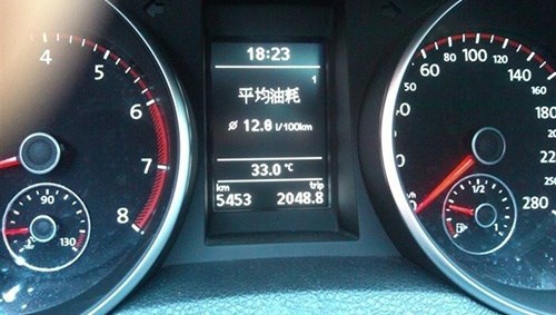 铲车机油加多怎么办,机油加多了车会抖吗