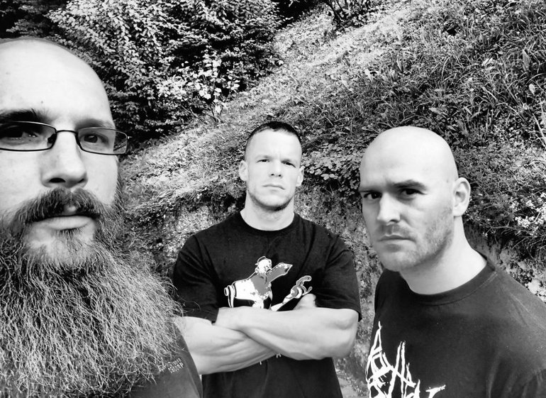 音乐风格详解和超多试听，看看你跑偏了没？（金属风格）