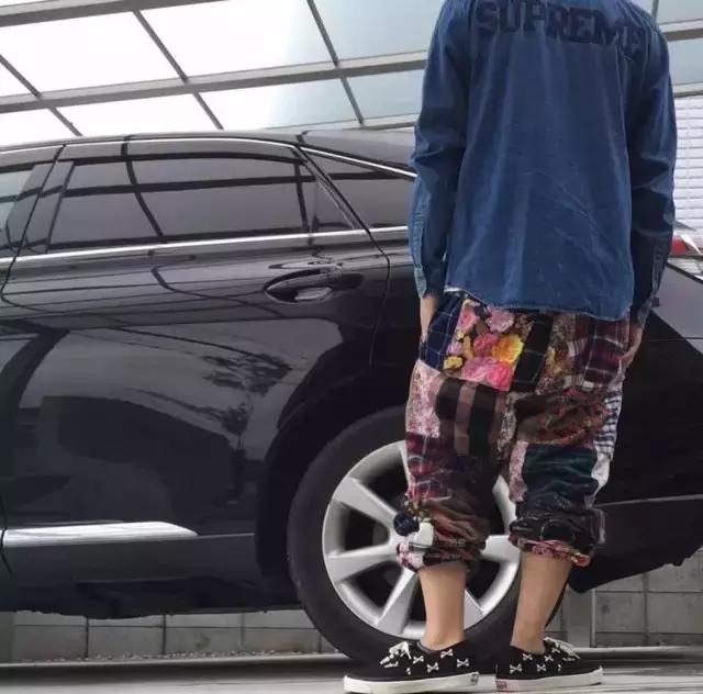 拿出旧格纹衫，秋冬这么搭胜过你买狠货！