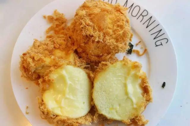 这年头店门口不站点黄牛，好意思说自己是网红？