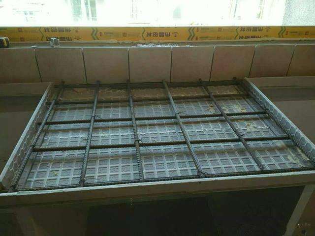 瓷砖橱柜到底省不省钱,装修师傅说瓷砖好看