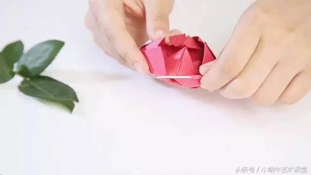 收集了各种超精致又好看的折纸玫瑰花、折纸花（带详细步骤）