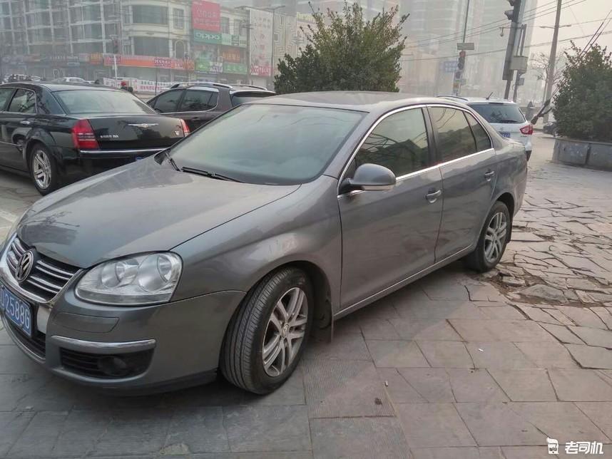 大学毕业买几万块钱车,6万左右16款大众速腾1.4t二手价格
