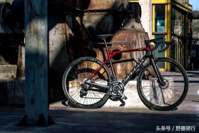 座垫和坐垫区别,买什么材质的坐垫坐着舒服