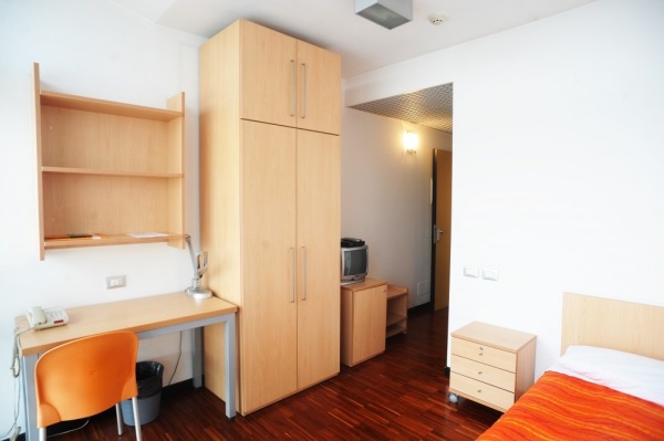 意大利米兰留学的真实感受,意大利米兰大学留学公寓