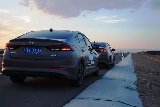 g7高速沿途风景自驾游攻略大全,g7无人区自驾攻略