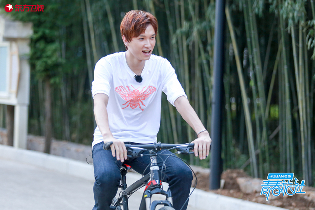 娴欐睙婀栧崡姹熻嫃缁艰壓鑺傜洰,婀栧崡娴欐睙姹熻嫃涓滄柟鍗