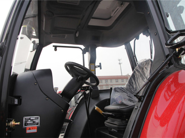 性价比最高的1604拖拉机,拖拉机1604和1404哪个更划算