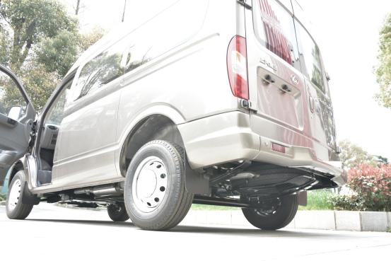 大通v80国六油耗多少钱一公里,大通v80短轴低顶和中顶油耗差别