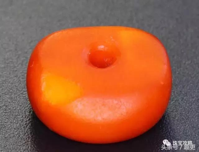 蜜蜡新老有什么区别,蜜蜡同样大的轻的好还是重的好