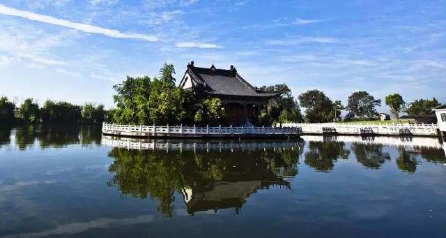 镇江有轨电车,镇江有名的塔叫什么塔