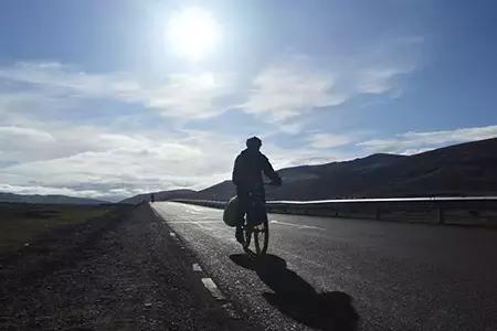 骑行中抽筋的成因及预防解决方法,骑行过程中脚抽筋怎么解决