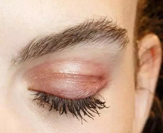 新手化妆入门必买清单,新手入门化妆买什么护肤品最好用