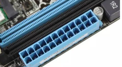 菜鸟如何自己组装电脑主机,如何组装一台性价比高的电脑主机