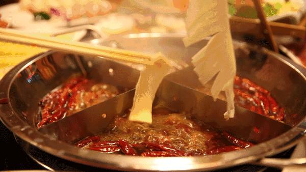 平凉资讯!入秋的微寒,配上这个火锅会更好哦!