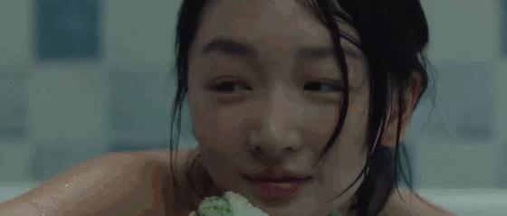 周冬雨的性格为什么那么讨喜,周冬雨为什么受人追捧