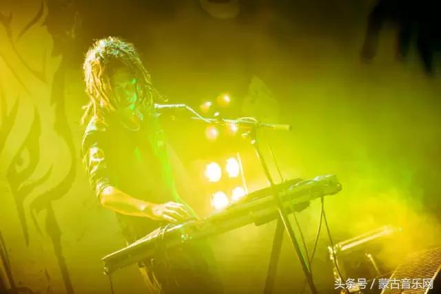 一只满载荣誉的金属乐队——颠覆M