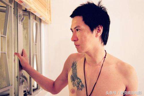 警察一旦当了黑帮*底卧**就一辈子是*底卧**,当不回警察了