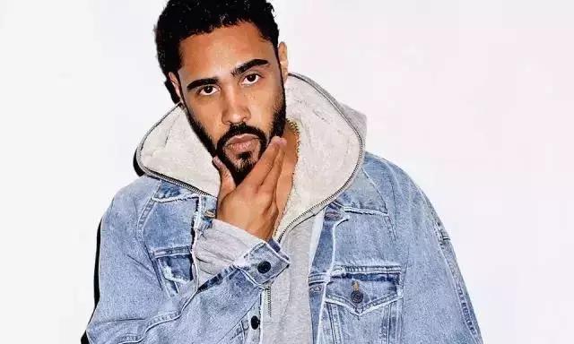 潮牌vetements带俄罗斯字母,vetement官方旗舰店潮牌