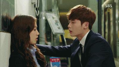 毛孔粗黑头粉刺怎么护肤,毛孔粗大有黑头如何改善真实测评