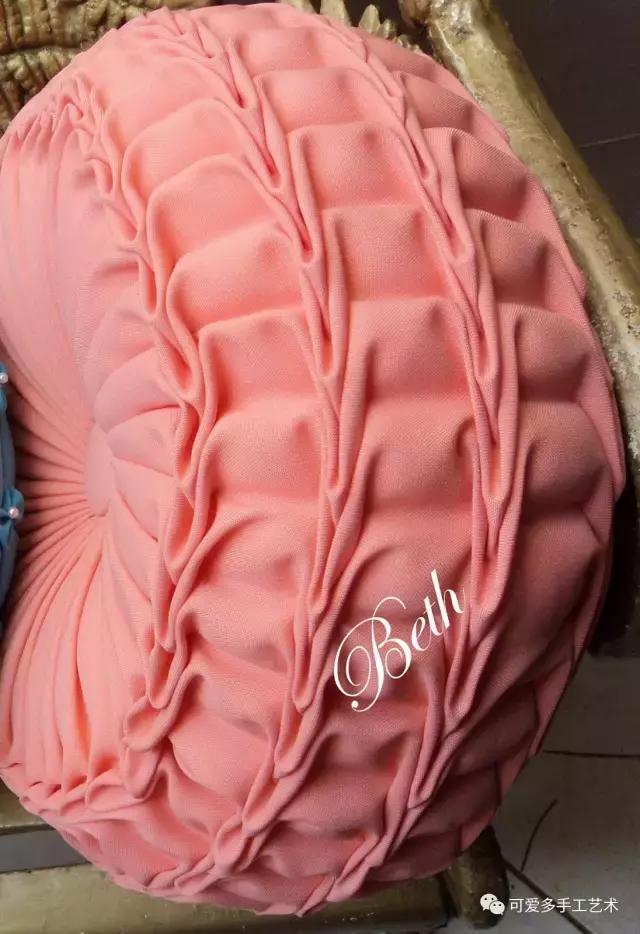 手把手教你自制抱枕,一块布就能做漂亮的抱枕
