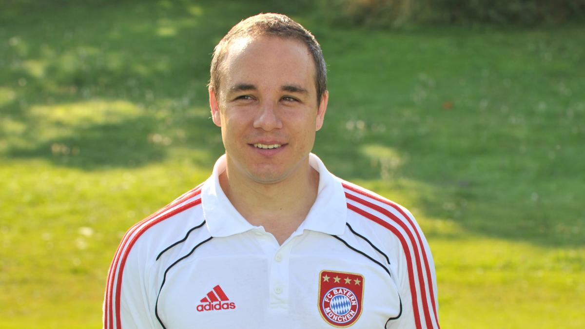 拜仁为什么伤退哈兰德,拜仁伤病情况