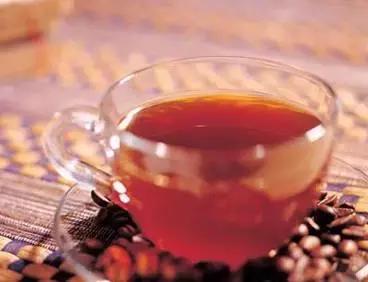 红糖和红枣哪个更营养,健康养生吃红枣好处多