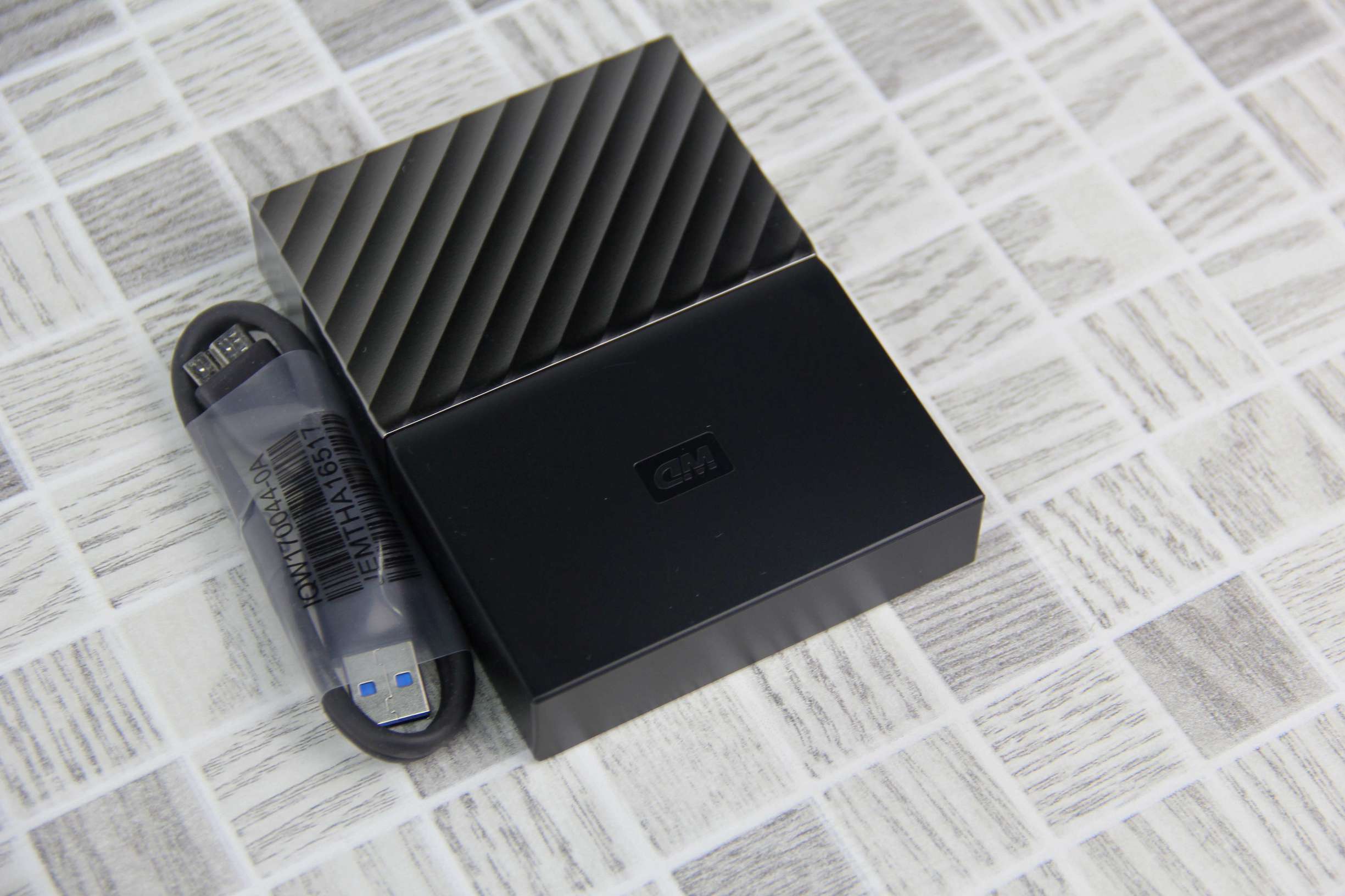 西部数据mypassport移动硬盘拆解,西数mypassport移动硬盘测评