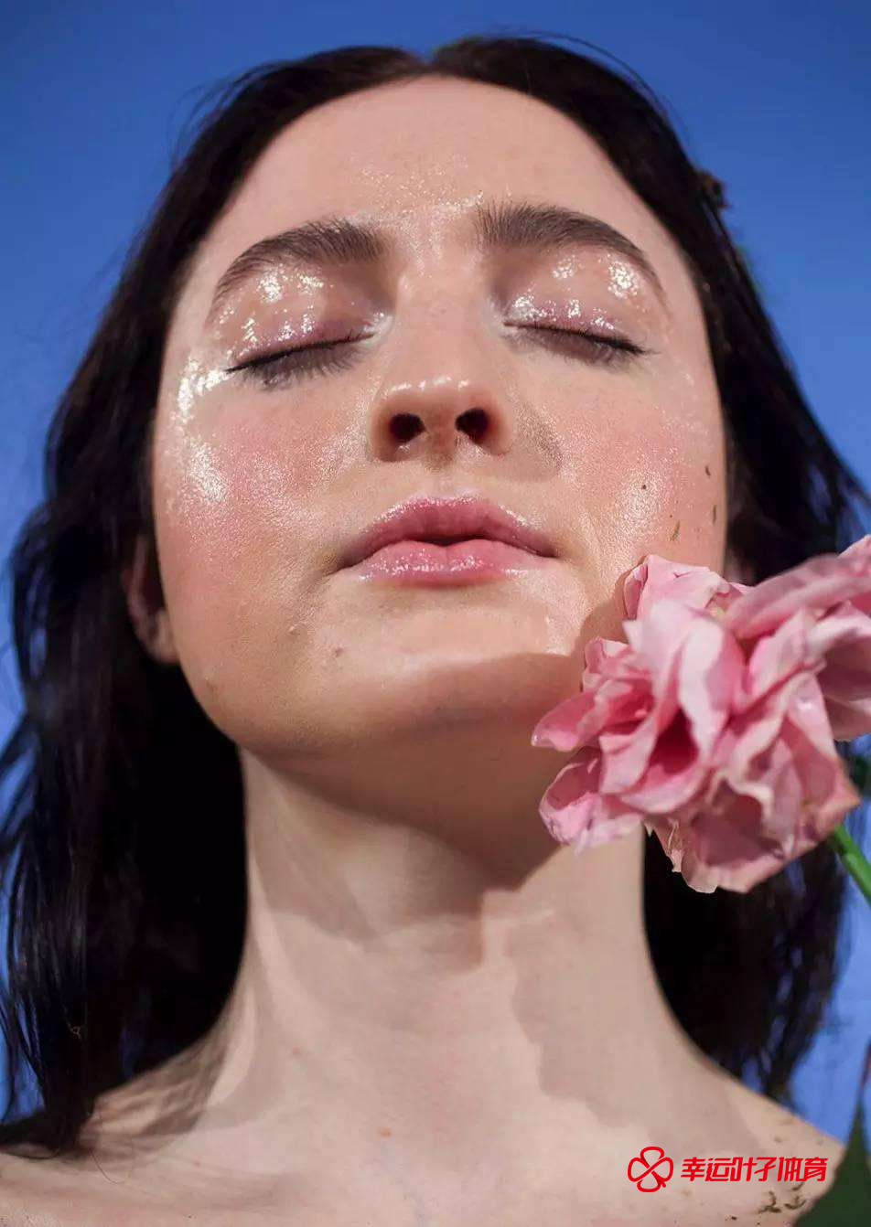 到底是先水后乳还是先乳后水,到底是先水后乳好还是先乳后水好